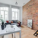 Superapart Brzeska 18 - Blisko Galerii Wilenska * Varšava