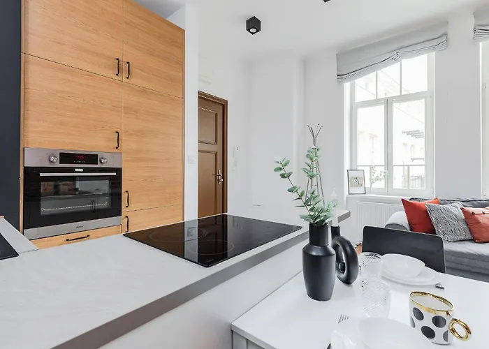 Superapart Brzeska 18 - Blisko Galerii Wilenska Apartment Warsaw